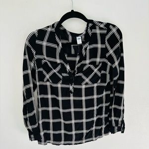 Old navy shirt